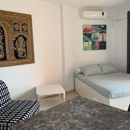 Apartment In Torremolinos Close To Beach Ngoại thất bức ảnh