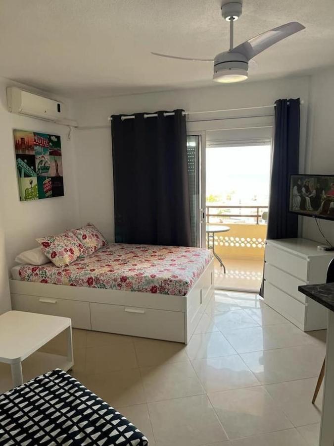 Apartment In Torremolinos Close To Beach Ngoại thất bức ảnh